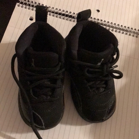 Black baby Jordan’s - Picture 1 of 2
